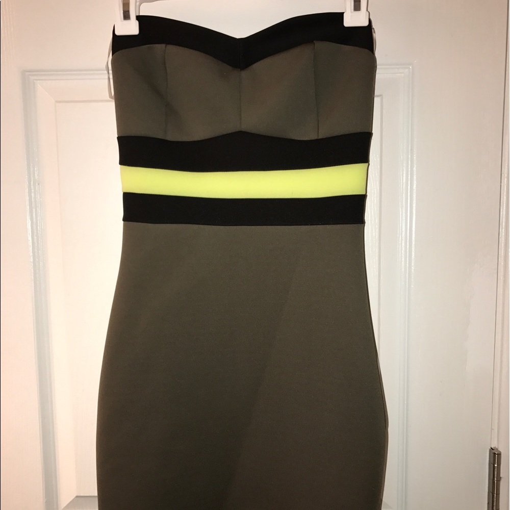 Strapless dress